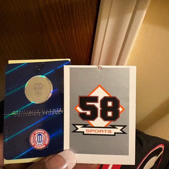 NWT UGA Men’s Nylon Pullover! - Picture 8 of 8